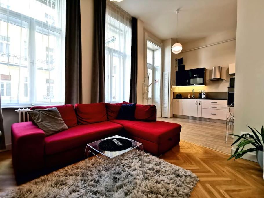 Luxury Apartment Near Astoria With Ac Budapest Esterno foto