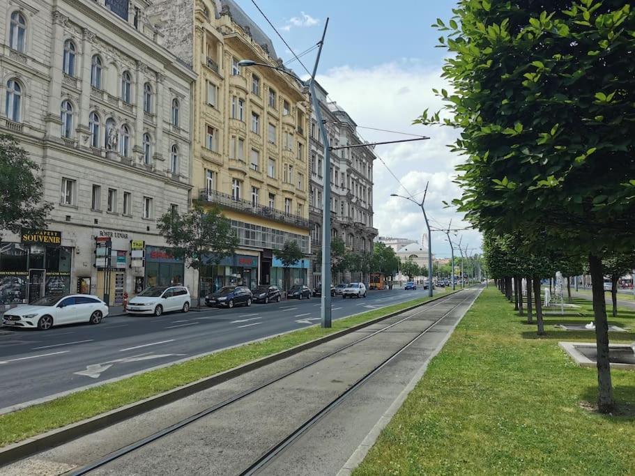 Luxury Apartment Near Astoria With Ac Budapest Esterno foto